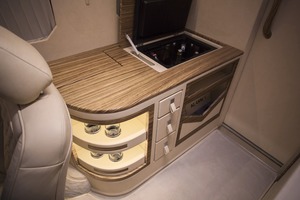 Mercedes-Benz Sprinter 519 Luxury VIP BUS BAR TOILET