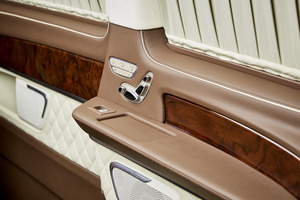 KLASSEN Mercedes-Benz V-Class VIP. V 300 d | KLASSEN Luxury VIP Cars and Va. MVA_1358