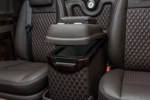 KLASSEN Mercedes-Benz V-Class VIP. V 300 | KLASSEN Business Plus Interieur. MVD_1320