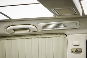 KLASSEN Mercedes-Benz V-Class VIP. V 300 d | KLASSEN Luxury VIP Cars and Va. MVA_1359