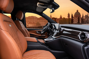 KLASSEN Mercedes-Benz V-Class VIP. V 300 | KLASSEN Business Plus Interieur. MVMH_1481
