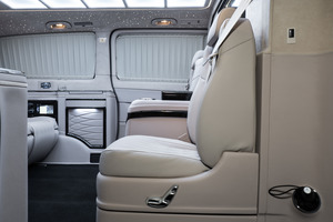 KLASSEN Mercedes-Benz V-Class VIP. V 300 | Klassen Van - Bussines Van Car. MVMH_1512