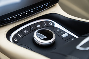 KLASSEN Mercedes-Benz V-Class VIP. V 300 | KLASSEN Luxury VIP Cars and Vans. MVV_1463