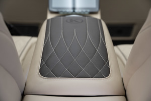 KLASSEN Mercedes-Benz V-Class VIP. V 300 | KLASSEN Luxury VIP Cars and Vans. MVV_1477