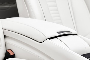 KLASSEN Mercedes-Benz V-Class VIP. V 300 | KLASSEN Luxury VIP Cars and Vans. MVA1_1378