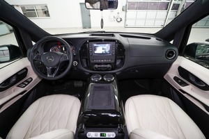 KLASSEN Mercedes-Benz V-Class VIP. VITO 124 - 4matic - Airmatic |  VIP VAN. MVE_1555