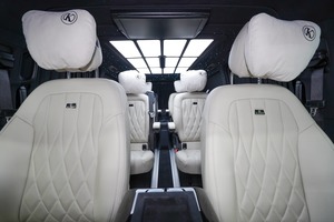 KLASSEN Mercedes-Benz V-Class VIP. VITO 124 - 4matic - Airmatic |  VIP VAN. MVE_1555