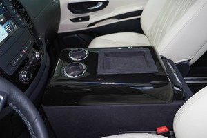 KLASSEN Mercedes-Benz V-Class VIP. VITO 124 - 4matic - Airmatic |  VIP VAN. MVE_1555