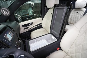 KLASSEN Mercedes-Benz V-Class VIP. VITO 124 - 4matic - Airmatic |  VIP VAN. MVE_1555