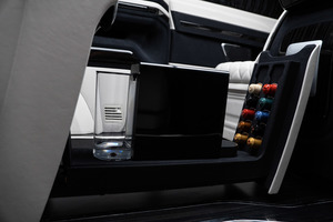 KLASSEN Mercedes-Benz V-Class VIP. V 300 & EQV - V-Klasse VIP Facelift 2024. MVE_1637
