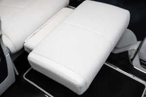 KLASSEN Mercedes-Benz V-Class VIP. 2024 - V300 | Luxury VIP First Class VAN. MVE_1_1652