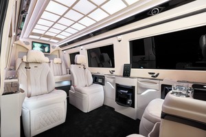 KLASSEN Mercedes-Benz Sprinter VIP. 519  Luxury First Class VAN Conversions. MSD_1417