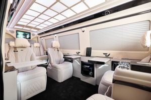 KLASSEN Mercedes-Benz Sprinter VIP. 519  Luxury First Class VAN Conversions. MSD_1417