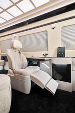 KLASSEN Mercedes-Benz Sprinter VIP. 519  Luxury First Class VAN Conversions. MSD_1417