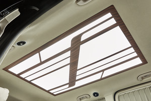 KLASSEN Mercedes-Benz V-Class VIP. V 300 | KLASSEN Luxury VIP Cars and Vans. MVA1_1371