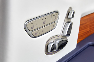 KLASSEN Mercedes-Benz V-Class VIP. V 300 | KLASSEN Luxury VIP Cars and Vans. MVA1_1371