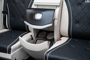 KLASSEN Mercedes-Benz V-Class VIP. V 300 KLASSEN VIP Business Plus Interior. MVV_1453