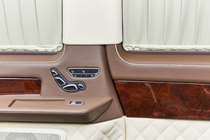 KLASSEN Mercedes-Benz V-Class VIP. V 300 | KLASSEN Luxury VIP Cars and Vans. MVA_1342_1