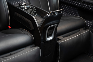 KLASSEN Mercedes-Benz V-Class VIP. V 300 | Luxury VIP First Class VAN. MVE_1_1675