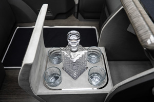 KLASSEN Mercedes-Benz V-Class VIP. V 300 | Luxury VIP First Class VAN. MVE_1661