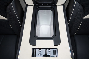 KLASSEN Mercedes-Benz V-Class VIP. 2024 - V300 | Luxury VIP First Class VAN. MVE_1_1676