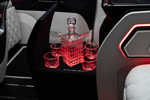 KLASSEN Mercedes-Benz V-Class VIP. V 300 | Luxury VIP First Class VAN. MVE_1638