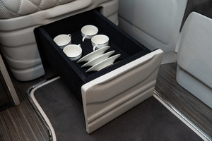 KLASSEN Mercedes-Benz V-Class VIP. V 300 | Luxury VIP First Class VAN. MVE_1639