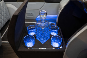 KLASSEN Mercedes-Benz V-Class VIP. V 300 | Luxury VIP First Class VAN. MVE_1639