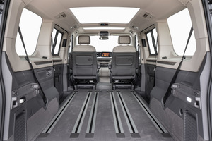 Volkswagen T7 Multivan Business - Luxury VIP Cars and Vans