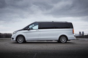 KLASSEN Mercedes-Benz V-Class VIP. V 300 | KLASSEN Luxury VIP Cars and Vans. MVA_1375