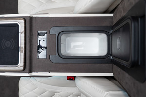 KLASSEN Mercedes-Benz V-Class VIP. V 300 | Luxury VIP First Class VAN. MVE_1629