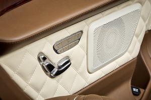 KLASSEN Mercedes-Benz V-Class VIP. V 300 | KLASSEN Luxury VIP Cars and Vans. MVA_1379