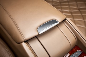 KLASSEN Mercedes-Benz V-Class VIP. V 300 | KLASSEN Luxury VIP Cars and Vans. MVA_1379