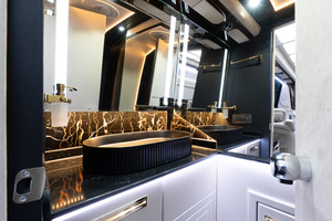 KLASSEN Mercedes-Benz Sprinter VIP. 519 LUXURY VIP BUS BAR TOILET. MSE_1575