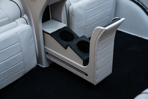 KLASSEN Mercedes-Benz V-Class VIP. V 300 | KLASSEN First Class VIP VAN. MVTM_1475