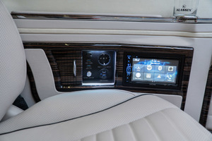 KLASSEN Mercedes-Benz V-Class VIP. V 300 | KLASSEN First Class VIP VAN. MVTM_1475