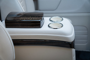 KLASSEN Mercedes-Benz V-Class VIP. V 300 | KLASSEN First Class VIP VAN. MVTM_1475