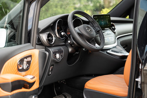 KLASSEN Mercedes-Benz V-Class VIP. V 300 d 4MATIC - Business Plus Interieur. MVMH_1488