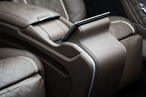 KLASSEN Mercedes-Benz V-Class VIP. V300 - Luxury VIP Conversion Auto Design. MVV_1471