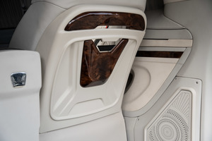 KLASSEN Mercedes-Benz V-Class VIP. V 300 | Luxury VIP First Class VAN. MVE_1640