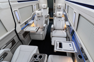 KLASSEN Mercedes-Benz Sprinter VIP. 519 LUXURY VIP JetVan - BAR TOILET. MSE_1558