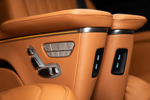 KLASSEN Mercedes-Benz V-Class VIP. V 300 - 4MATIC - VIP Business Interieur. MVMH_1658
