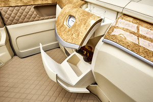 KLASSEN Mercedes-Benz V-Class VIP. V 300 | KLASSEN Luxury VIP Cars and Vans. MVV_1408