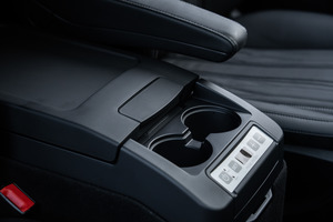 KLASSEN Mercedes-Benz V-Class VIP. V 300 | EQV Edition 2023 - EQV Facelift. MVV_1583