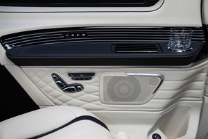 KLASSEN Mercedes-Benz V-Class VIP. V 300 | EQV Edition 2023 - EQV Facelift. MVV_1583