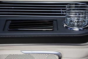 KLASSEN Mercedes-Benz V-Class VIP. V 300 | EQV Edition 2023 - EQV Facelift. MVV_1583