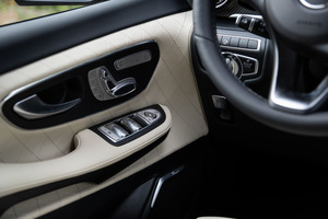 KLASSEN Mercedes-Benz V-Class VIP. V 300 d 4MATIC - Business Plus Interieur. MVMH_1489