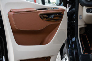 KLASSEN Mercedes-Benz Sprinter VIP. 519 LUXURY VIP BUS BAR TOILET. MSTM_1483