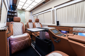 KLASSEN Mercedes-Benz Sprinter VIP. 519 LUXURY VIP BUS BAR TOILET. MSTM_1483