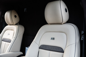 KLASSEN Mercedes-Benz V-Class VIP. V 300 | Luxury VIP First Class VAN. MVE_1685